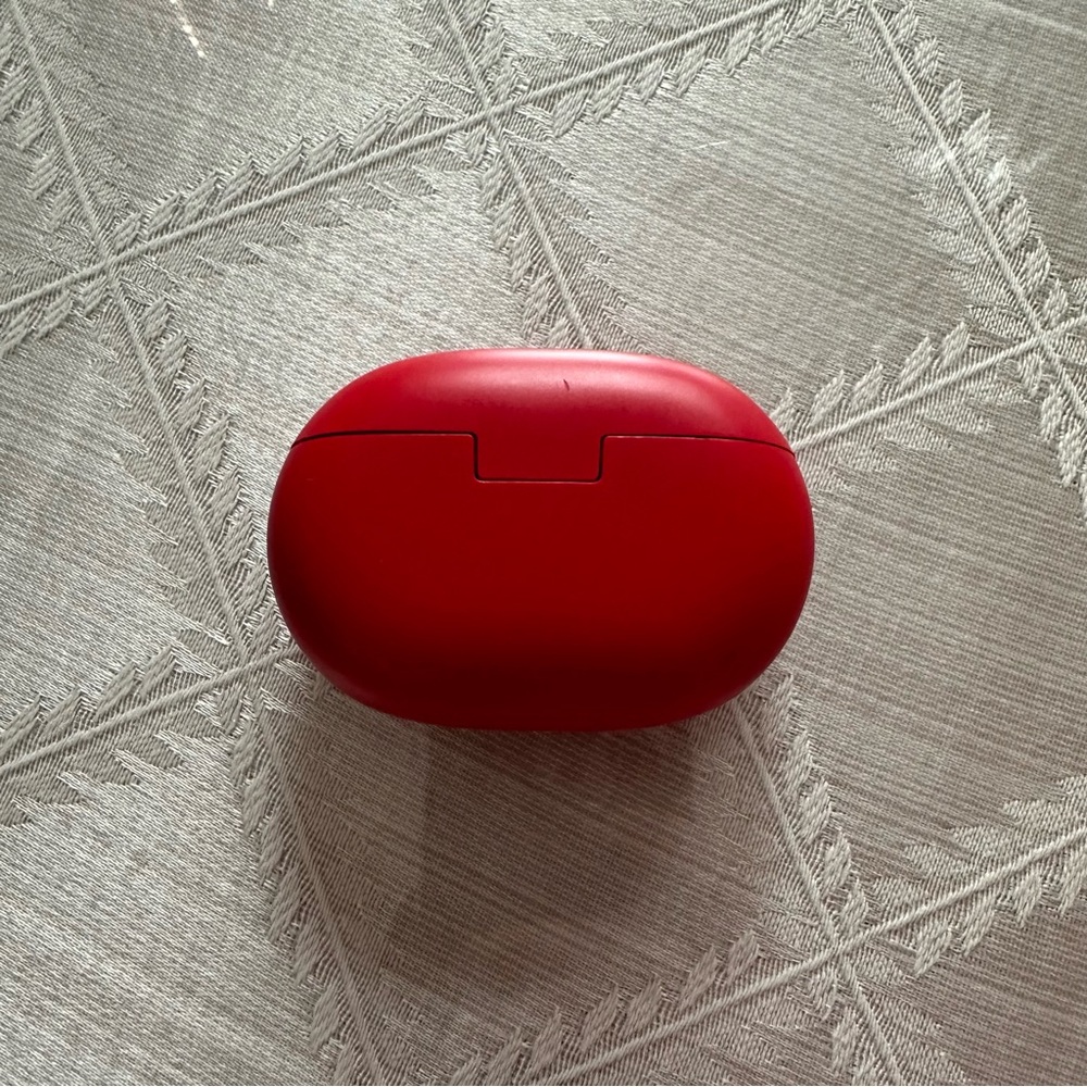 Red Beats Bluetooth Earbuds - Picture 4 of 4